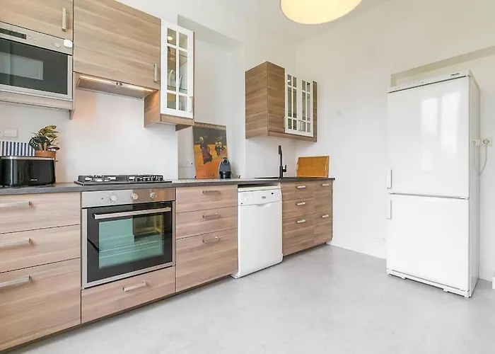 Le Montrachet ヴィラ ディジョン