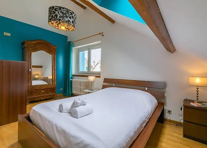 Villa Le Montrachet Dijon