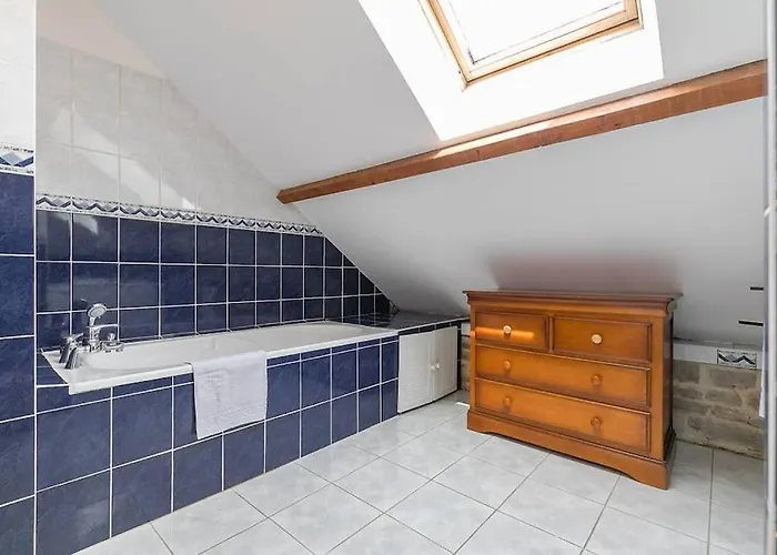 Villa Le Montrachet *